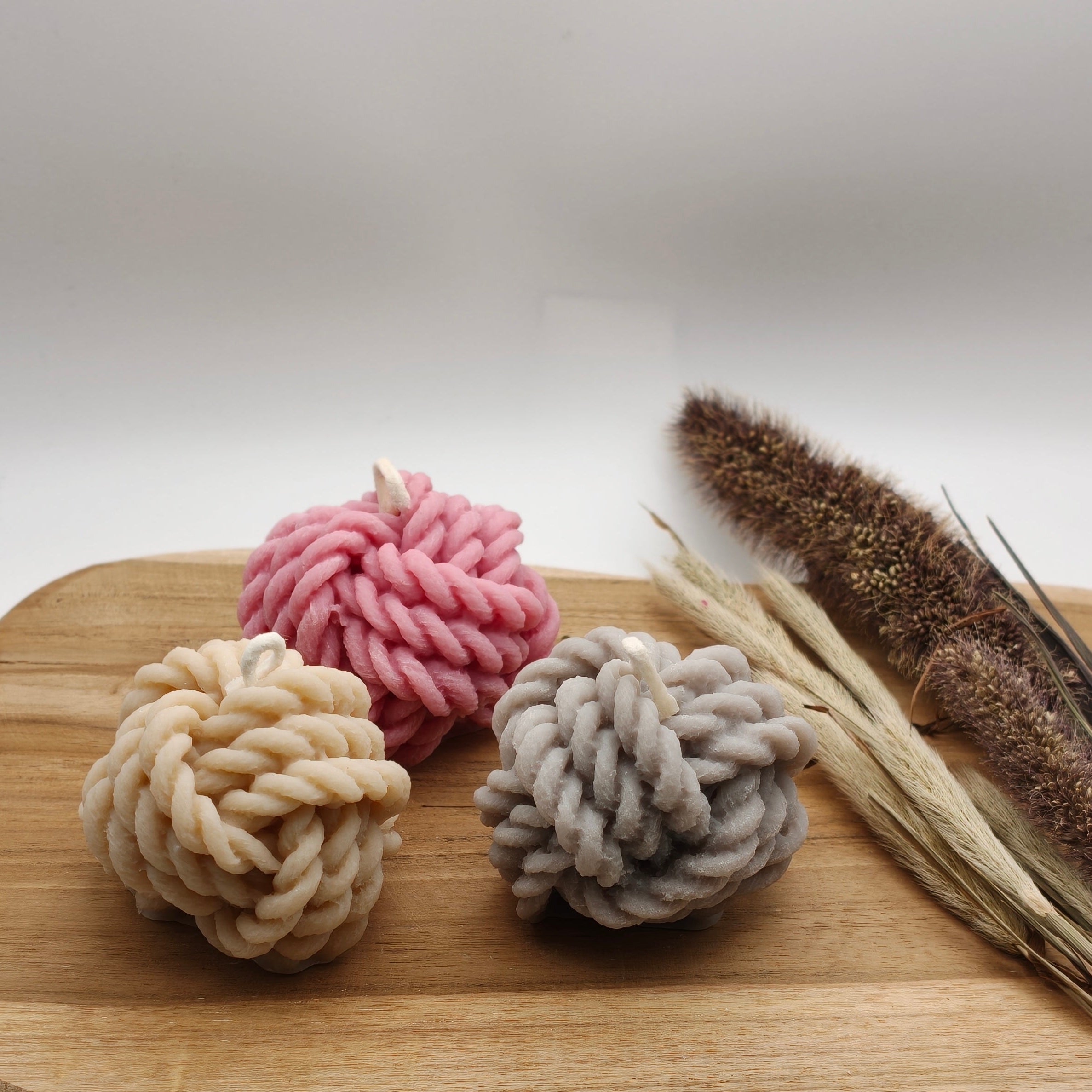 Kaars cozy yarn met overzicht van de 3 kleuren