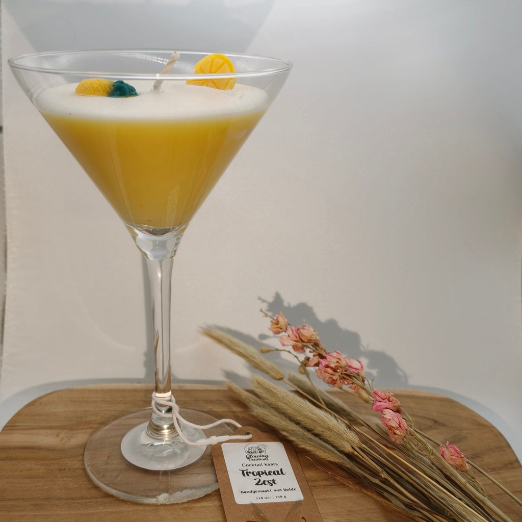 Tropical Zest – Handmade Pineapple & Lemon Cocktail Candle (Limited Edition)